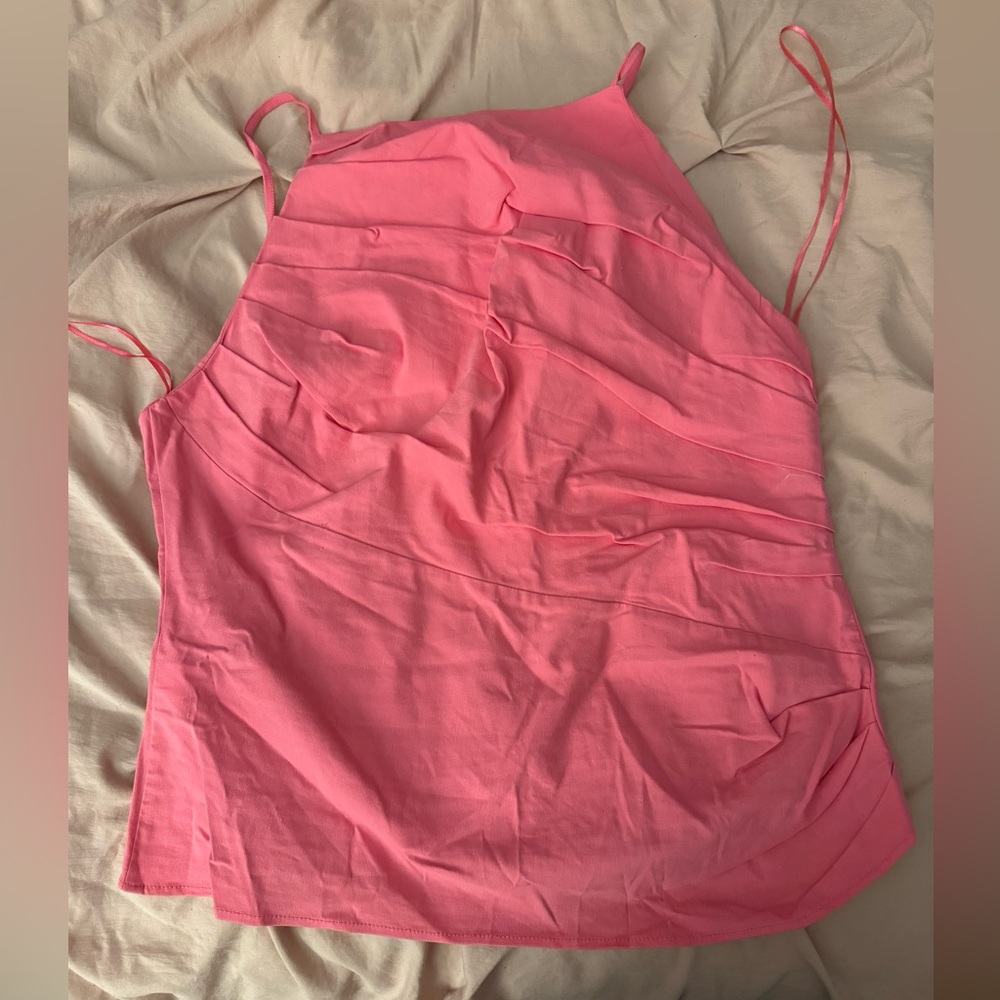 Pink backless shirt